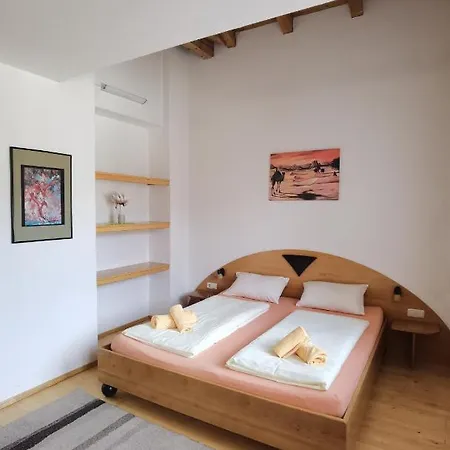 Zell Am Hotel 3*