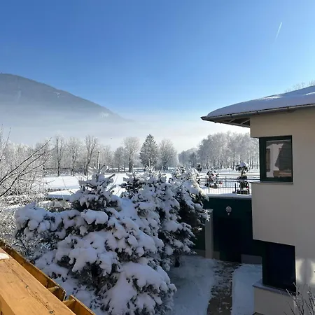 Zell Am فندق زيل أم سي