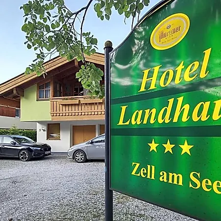 Zell Am 3*