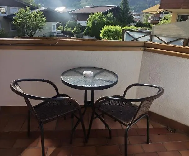 Zell Am Hotel 3*